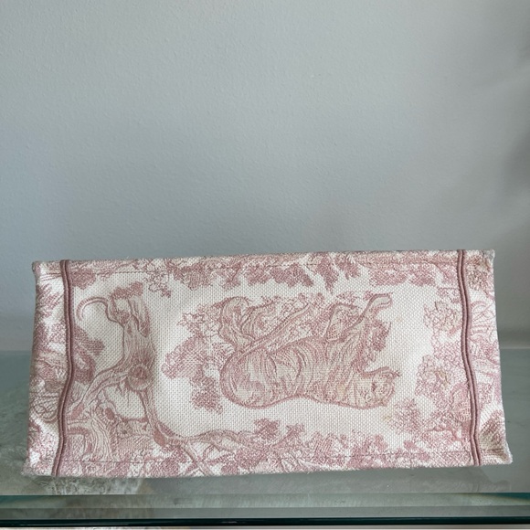 DIOR Ecru and Pink Toile de Jouy Medium Book Tote Bag / DIOR Book Tote Bag - Picture 13 of 15